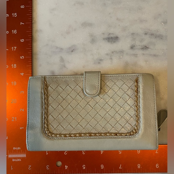 Bottega Veneta Interciato Wallet - Picture 12 of 12